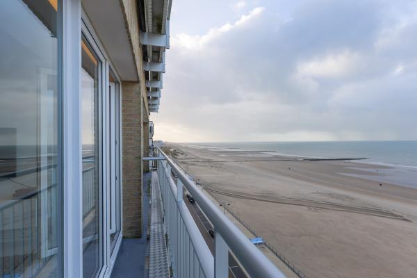 Luxe appartement op de 8e verdieping met panoramisch zeezicht in Middelkerke - thumbnail 2