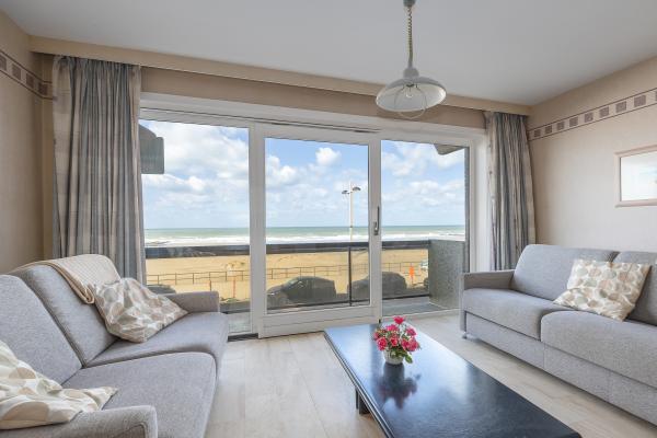 Zonovergoten appartement met zeezicht in Middelkerke, vlakbij strand - thumbnail 1