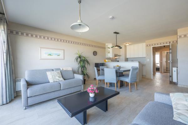 Zonovergoten appartement met zeezicht in Middelkerke, vlakbij strand - thumbnail 4