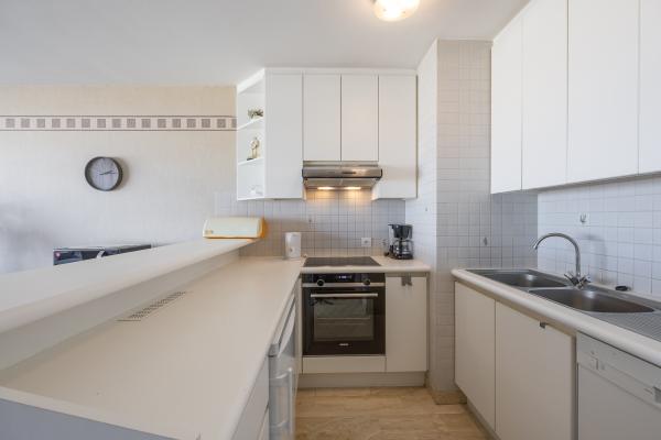 Zonovergoten appartement met zeezicht in Middelkerke, vlakbij strand - thumbnail 5