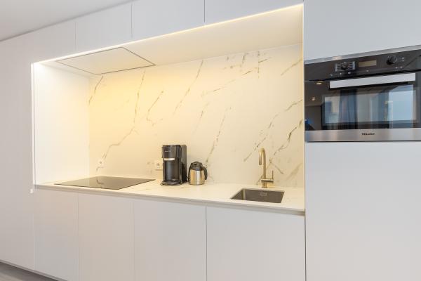 Luxueus 6-persoons appartement met panoramisch zeezicht in Middelkerke - thumbnail 4