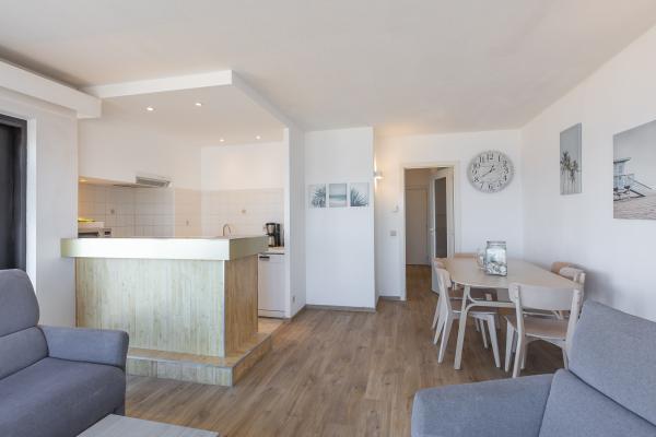 Centraal gelegen hoekappartement in Middelkerke met fenomenaal zeezicht - thumbnail 4