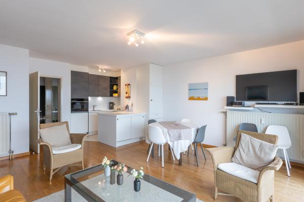 Licht appartement met zonnig terras en prachtig zeezicht in Middelkerke - thumbnail 6