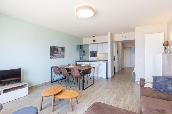 Centraal gelegen appartement in Middelkerke met frontaal zeezicht · 75 m² - thumbnail 4