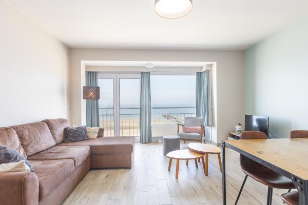 Centraal gelegen appartement in Middelkerke met frontaal zeezicht · 75 m² - thumbnail 1