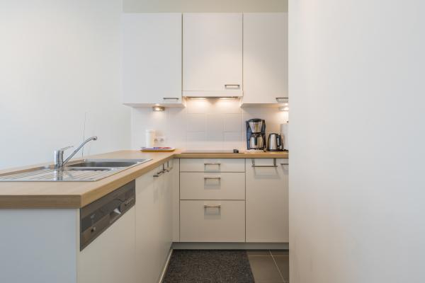 Licht appartement aan zee met terras op 50m van het centrum - thumbnail 5