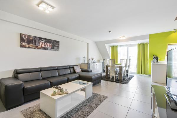 Duplexappartement met zicht op de Markt in Blankenberge - thumbnail 1