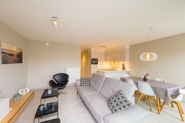 Licht appartement in Middelkerke met terras en zijzeezicht - thumbnail 2