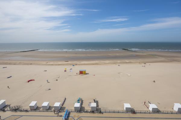 Centraal gelegen luxueus appartement met zeezicht in Middelkerke - thumbnail 4
