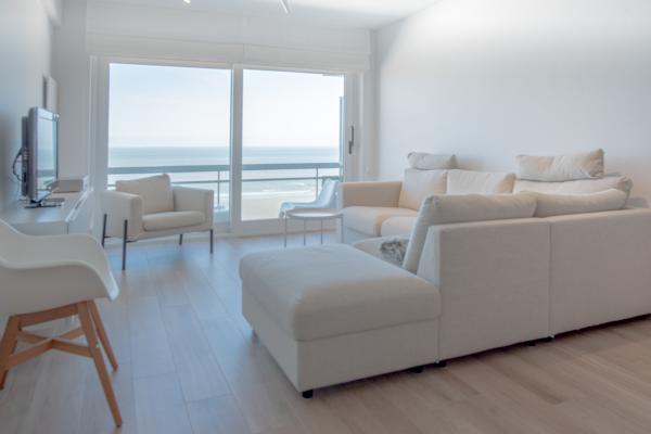 Luxe appartement op de 8e verdieping met panoramisch zeezicht in Middelkerke - thumbnail 1