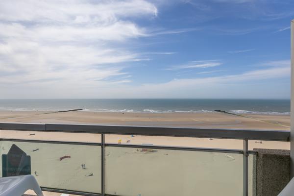 Centraal gelegen luxueus appartement met zeezicht in Middelkerke - thumbnail 3