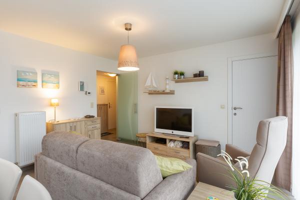 Licht appartement met zonnig terras, vlakbij strand en casino - thumbnail 6