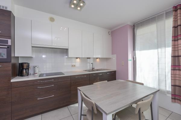 Centraal gelegen hoekappartement voor 6 personen in Middelkerke - thumbnail 2