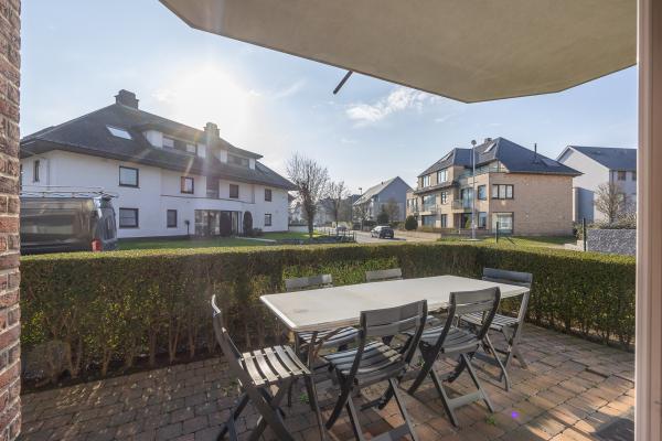 Licht appartement met 2 slaapkamers, tuin en garage vlakbij zee in Middelkerke - thumbnail 1