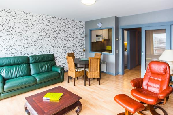 Licht appartement op de 6e verdieping met weids zeezicht in Middelkerke - thumbnail 1