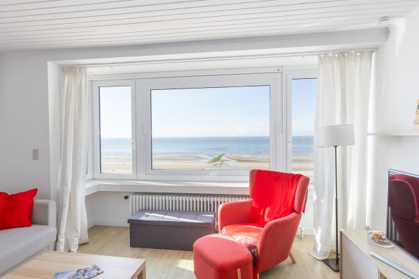 Zonovergoten appartement met panoramisch zeezicht in Middelkerke - thumbnail 2