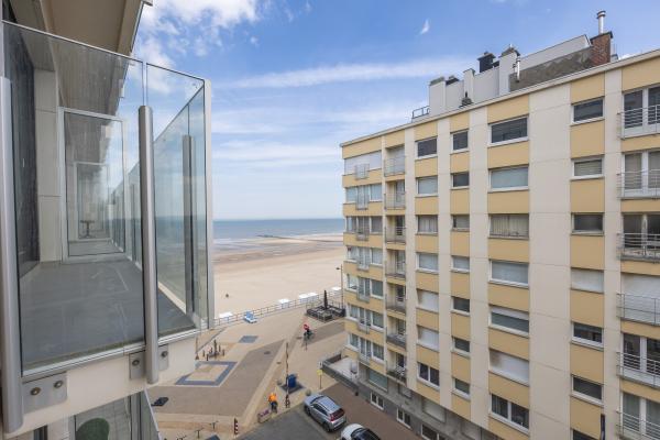 Centraal gelegen appartement in Middelkerke met zeezicht (4) - thumbnail 1
