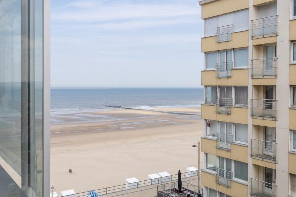 Centraal gelegen appartement in Middelkerke met zeezicht (4) - thumbnail 2