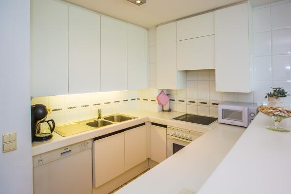 Licht appartement voor 6 personen met terras op 47 meter van de zee in Middelkerke - thumbnail 5