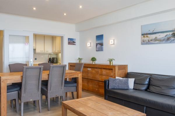 Zonovergoten appartement met zeezicht in hartje Middelkerke voor 7 personen - thumbnail 3