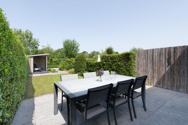 Strandhuis direct aan zee met tuin en houtkachel in Nieuwvliet - thumbnail 4