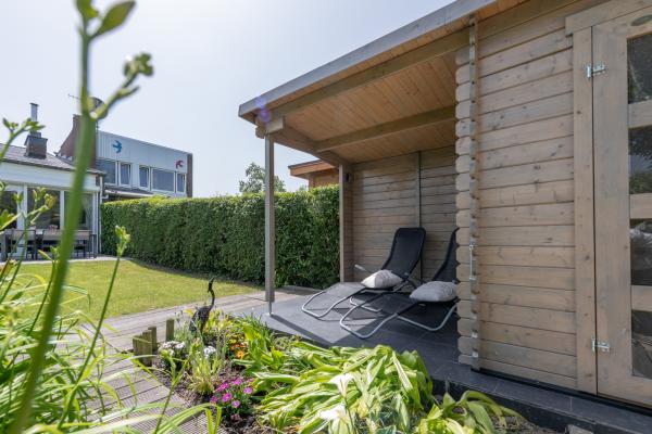 Strandhuis direct aan zee met tuin en houtkachel in Nieuwvliet - thumbnail 5