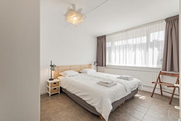 Sfeervol strandhuis direct aan zee met tuin in Nieuwvliet - thumbnail 4