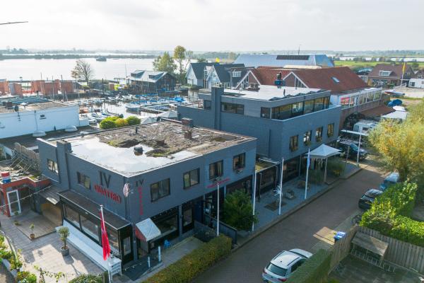 Groepsappartement Kaag: dakterras met spa-bad en watersport aan de haven - thumbnail 1