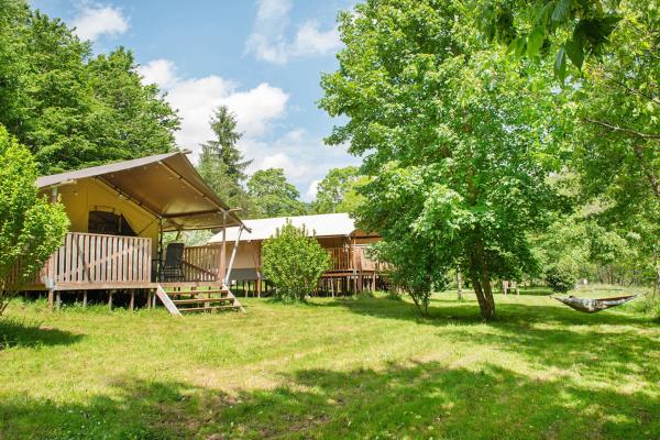 Luxe safarilodge in Drenthe met privé sanitair en veranda - thumbnail 1