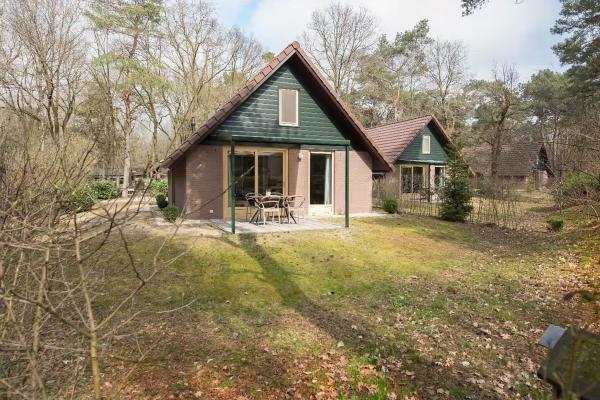 Vrijstaande lodge in het groen van Heesch | 3 slaapkamers & huisdieren welkom - thumbnail 1