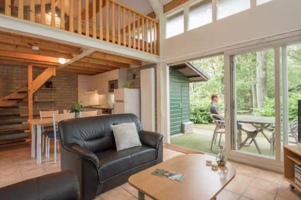 Romantisch vakantiehuis met slaapvide in het groene hart van Brabant - thumbnail 2