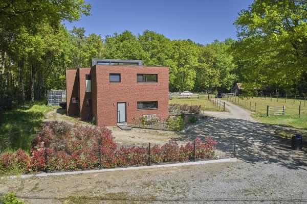 Huus 16: Sfeervol vakantiehuis tussen paardenweides en Nationaal Park Hoge Kempen - thumbnail 1