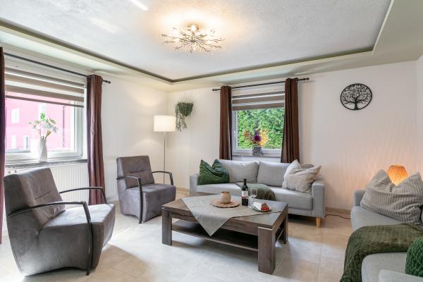Ruim hondvriendelijk appartement met omheinde tuin in Radfeld - thumbnail 6