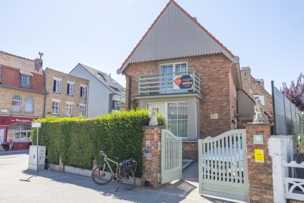 Villa in het centrum van Westende | 8-persoons, vrijstaand, 290 m² - thumbnail 3