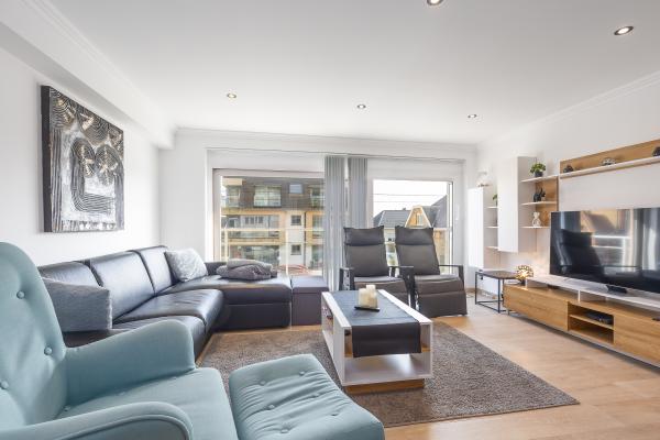 Centraal gelegen stijlvol appartement in Middelkerke met terras - thumbnail 2