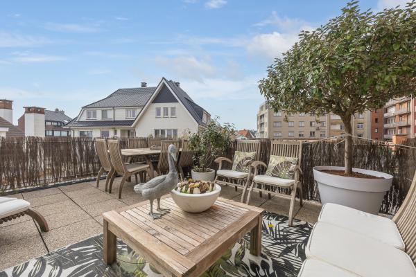 Licht hoekappartement op 100 meter van het strand in Westende - thumbnail 3