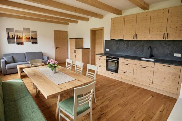 Ruim appartement voor 12 op een boerderij in natuurgebied Schwemm, Walchsee - thumbnail 4