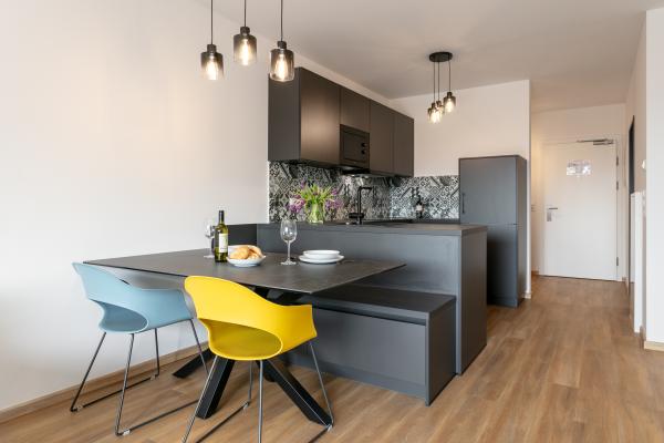 Stijlvol appartement met terras in Jenbach, vlakbij centrum en skilift - thumbnail 3