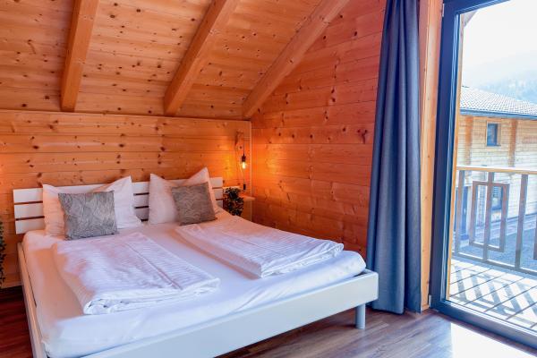 Vrijstaand chalet aan de piste in Rattendorf met panoramisch bergzicht - thumbnail 6