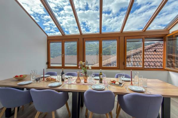 Luxe 14-persoons appartement met serre in Sankt Michael im Lungau - thumbnail 2