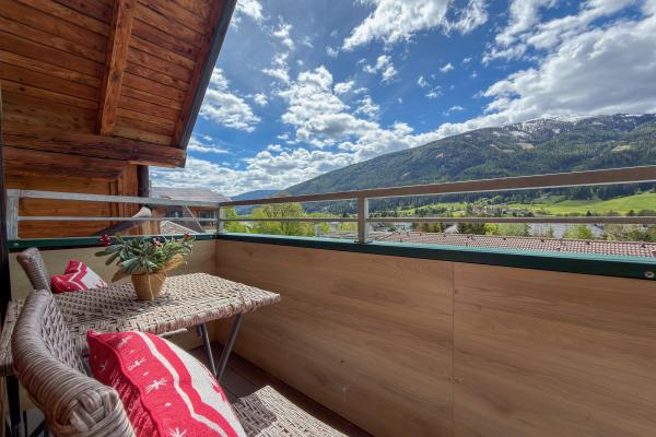 Luxe 14-persoons appartement met serre in Sankt Michael im Lungau - thumbnail 6