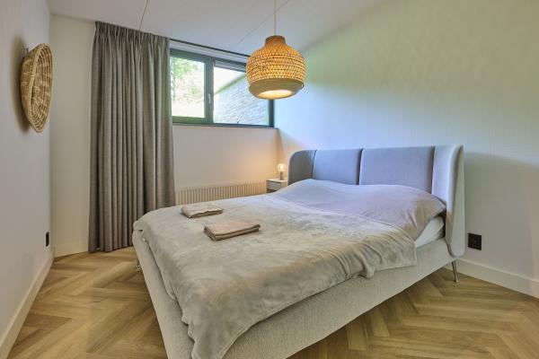 Modern vakantiehuis in bosrijk Soesterberg, ideaal voor natuurliefhebbers - thumbnail 6