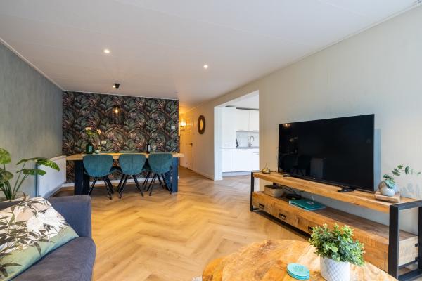 Modern chalet op familiecamping in bosrijk Reestdal bij IJhorst - thumbnail 3