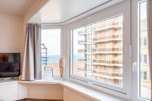 Gerenoveerd appartement met zijdelings zeezicht in Koksijde, vlakbij strand en centrum - thumbnail 2