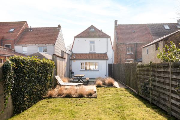 Licht vakantiehuis met tuin op 100m van duinen Oostduinkerke - thumbnail 6