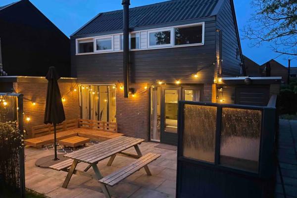 The Nordic Escape: Scandinavisch vakantiehuis met tuin, strand op fietsafstand - thumbnail 1