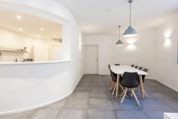 Moderne stadswoning in hartje Veurne, op 110m van het centrum - thumbnail 3