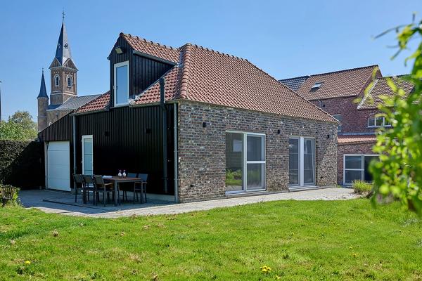 Modern 6-persoons vakantiehuis met tuin in Tongeren-Borgloon - thumbnail 1
