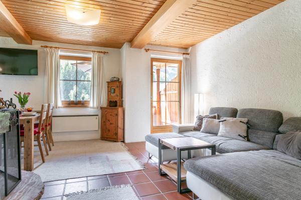 Sfeervol appartement bij de piste in Alpbach – 5 personen, houtkachel & terras - thumbnail 2