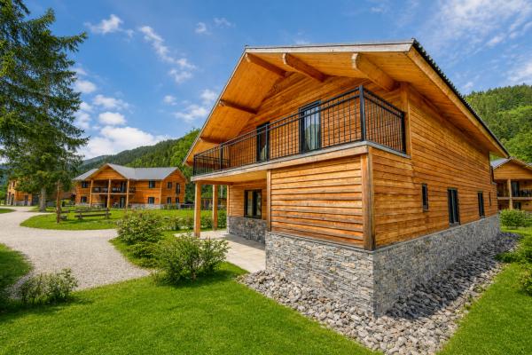 Chalet direct aan de Afritzer See met panoramisch bergzicht voor 6 personen - thumbnail 1
